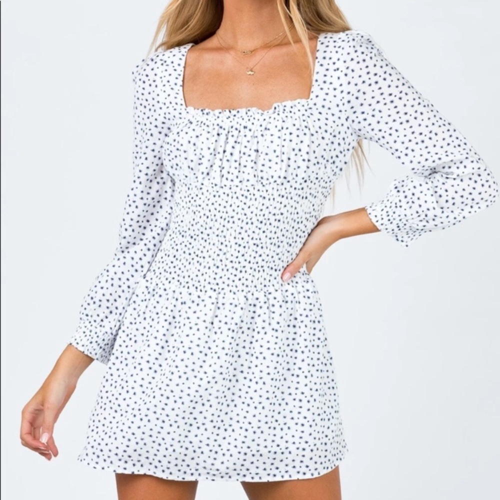 PRINCESS POLLY LONG SLEEVE DRESS